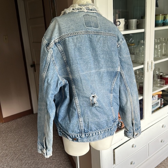 Levi’s 1980’s vintage distressed trucker jacket sz 46 - Picture 7 of 15